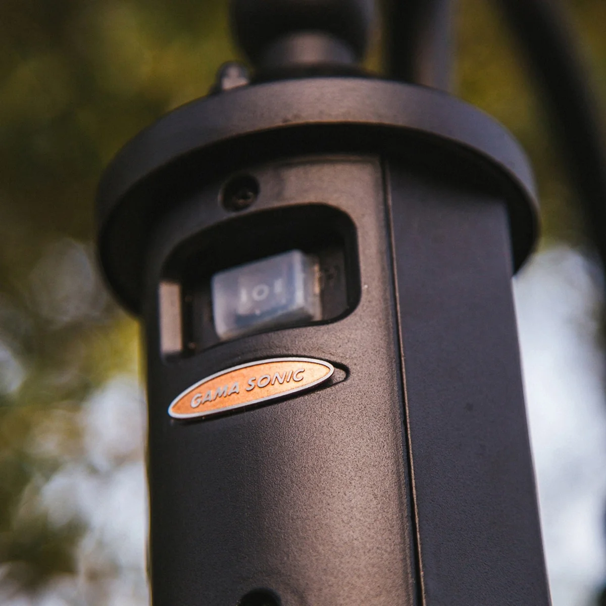 Everest Solar Lamp w/GS Solar Light Bulb - Image 2