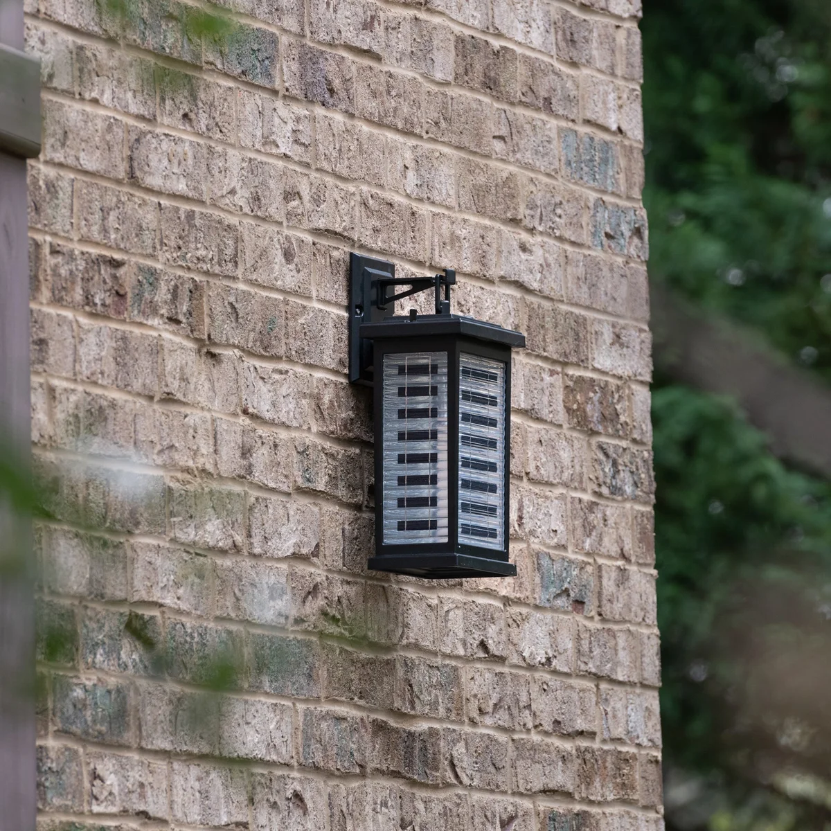 Farmhouse Solar Wall Light, 130 Lumens, 3.4W, 2700K, Black Finish - Image 3
