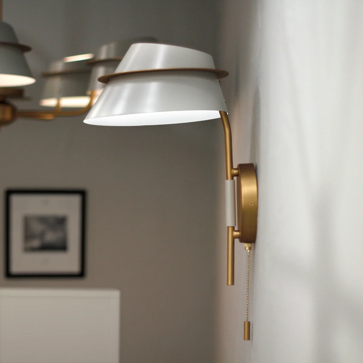 Lucas 1-Light Wall Sconce with Switch - Image 2