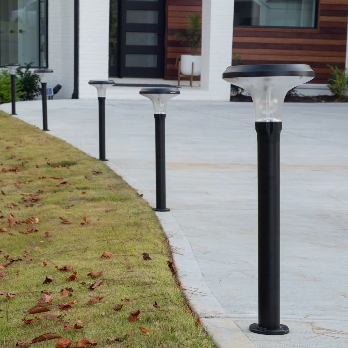 Vantage Bollard Solar Pathway Light, 200 Lumens, 2 PK - Image 3