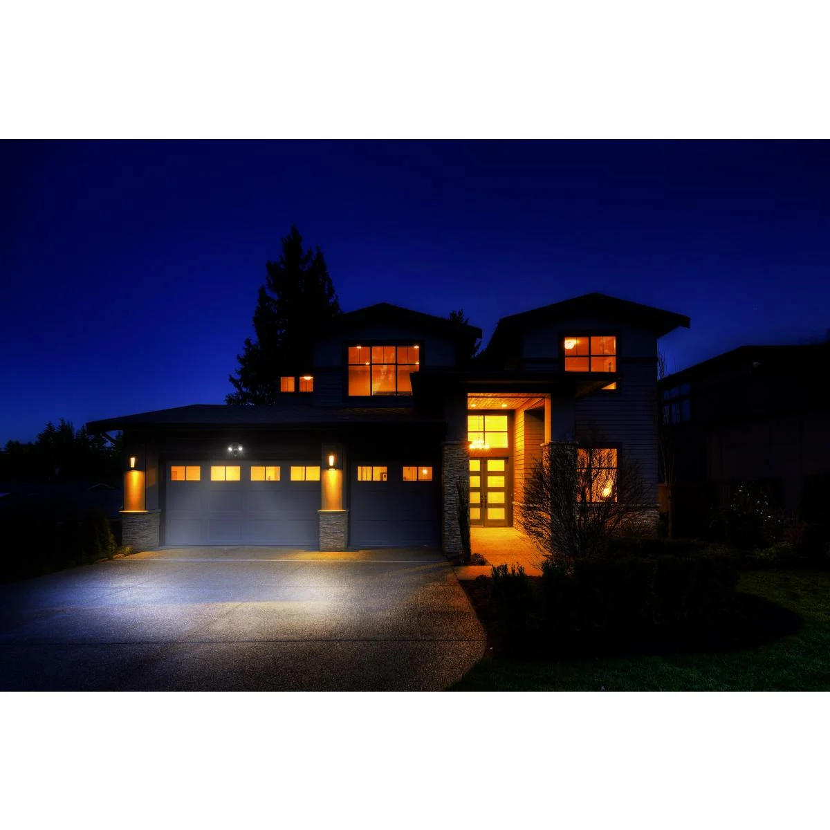 2 Head Outdoor SMART Security Light, With Camera, Starfish enabled, Brown Finish - Image 2