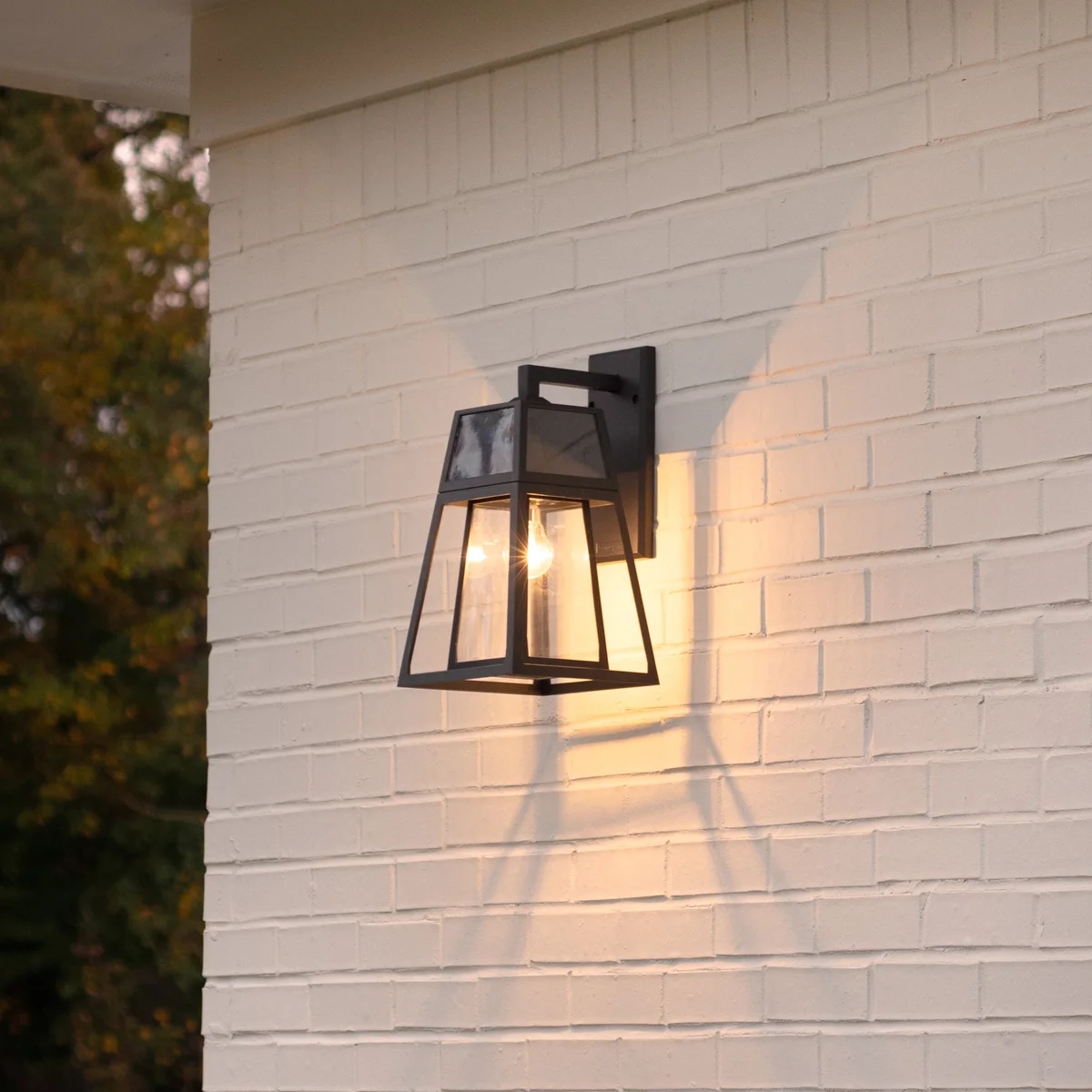 Aria LED Solar Wall Light, 150 Lumens, 5.6W, 3.2V, 2700K CCT, Black Finish - Image 3