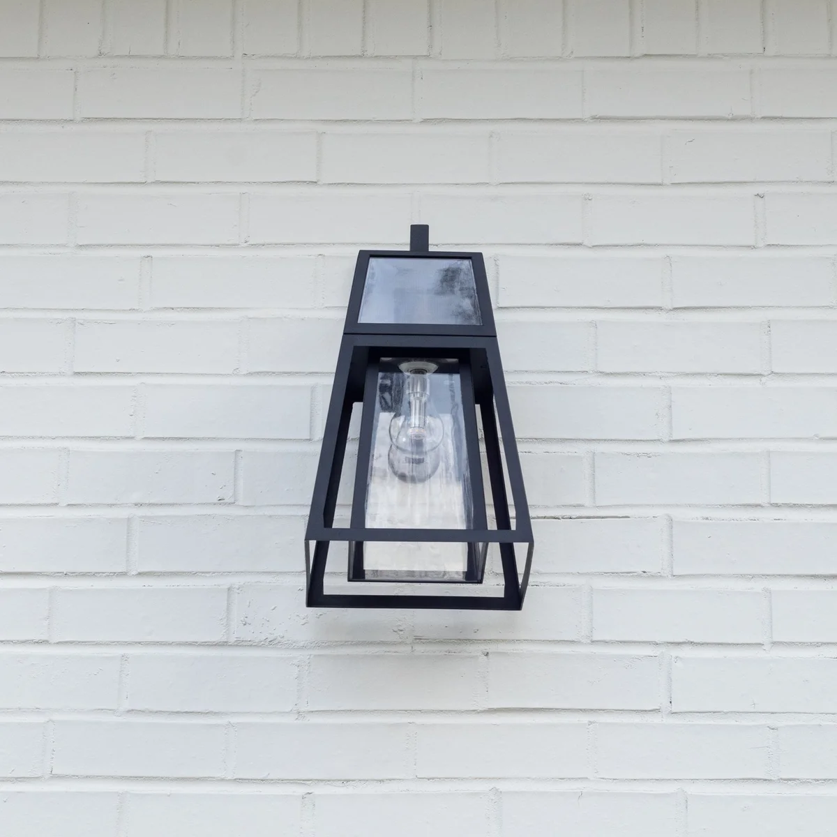 Aria LED Solar Wall Light, 150 Lumens, 5.6W, 3.2V, 2700K CCT, Black Finish - Image 7