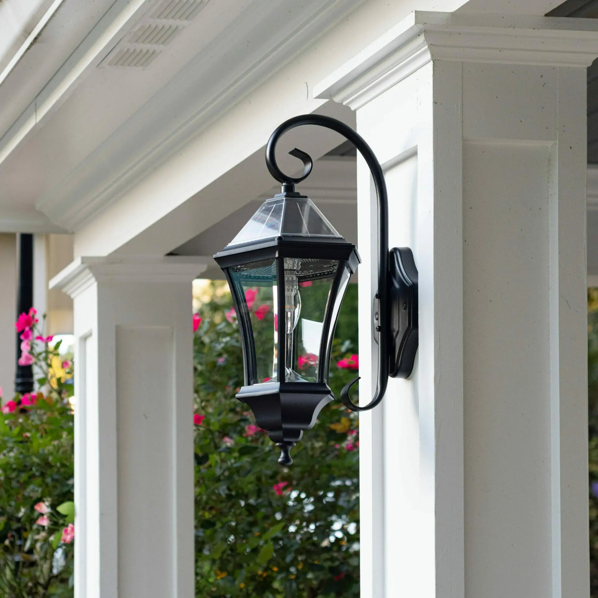 Victorian LED Solar Wall Light, 150 Lumens, CCT Selectable 2700K, Black Finish - Image 2
