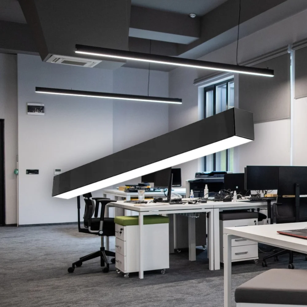 6 FT LED Linear Fixture, 6600 Lumens, 60W, CCT Selectable, 120-277V, Black Finish - Image 7