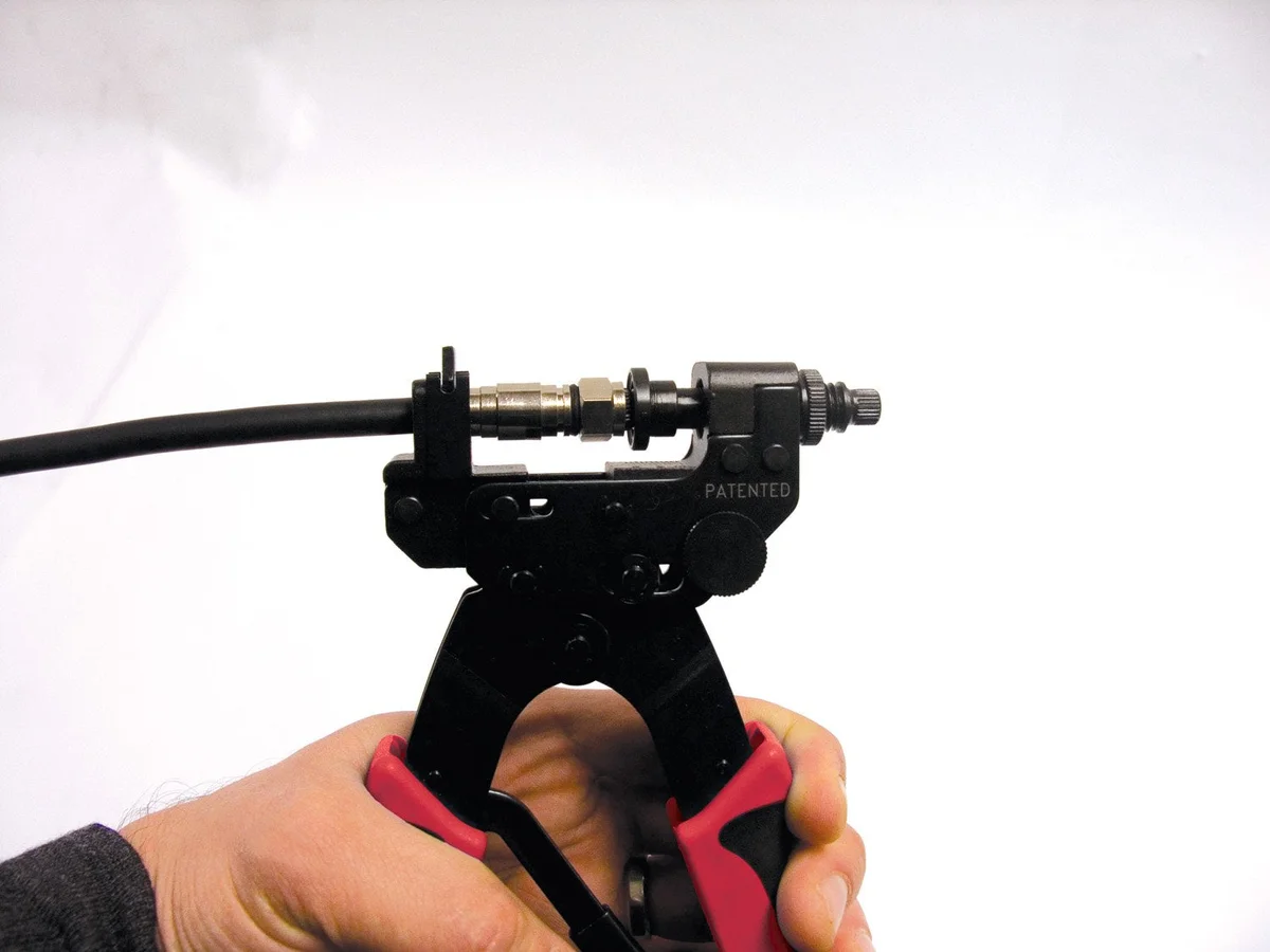 Gardner Bender COM-320 Premium Compression Crimp Tool (Universal) - Image 2