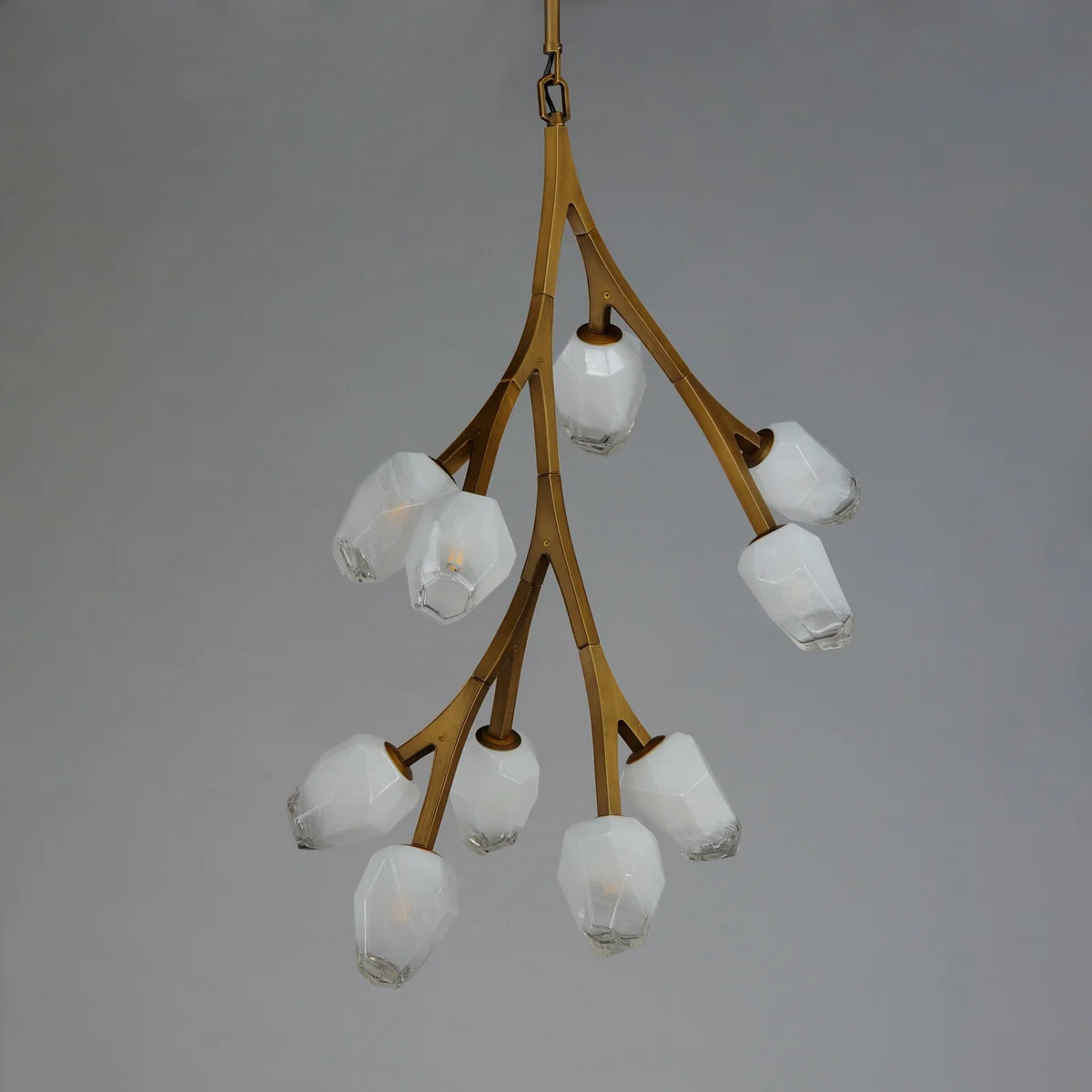 Blossom 10-Light LED Pendant, 5,000 Lumens, 40W, 3000K CCT, 120V, Black or Natural Aged BrassFinish - Image 4