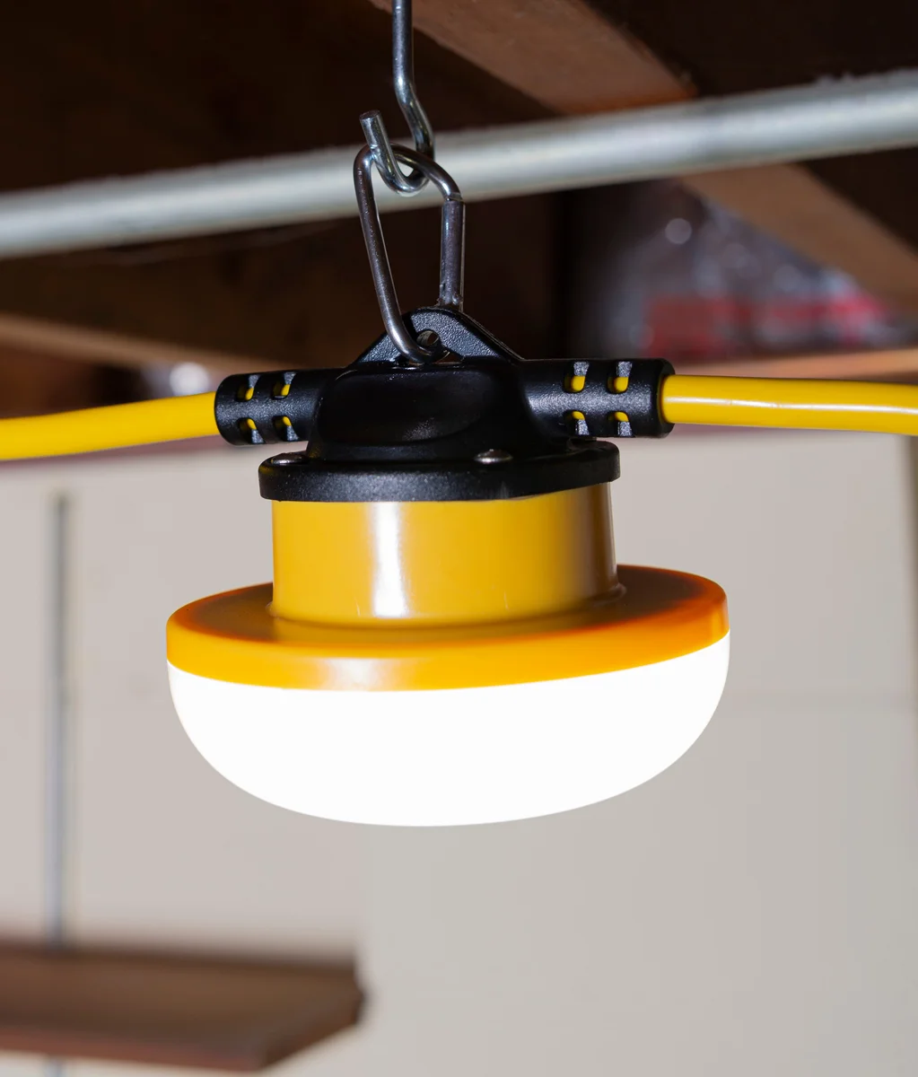 Temporary Work Light Stringer with Integrated LED Lights, 100 Ft, 15 Amp, 5000K - Image 2