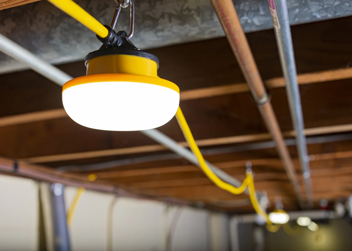 Temporary Work Light Stringer with Integrated LED Lights, 100 Ft, 15 Amp, 5000K - Image 3