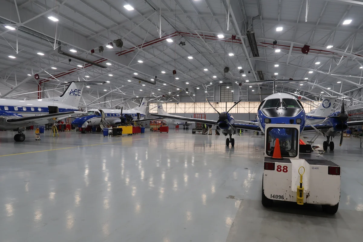 Condor Premium 4FT LED High Bay, 210 Watt, 28,350 Lumens, 4000K/5000K CCT Selectable, 120-277V, Equal to 6 Lamp 54W T5, 8 Lamp T8 or 450 Watt MH - Image 11