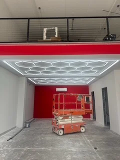 96in X 190in Hexagon Car Shop Decorative Light Kit with Frame, 69,420 Lumens, 534W, 6500K, 120-277V - Image 4