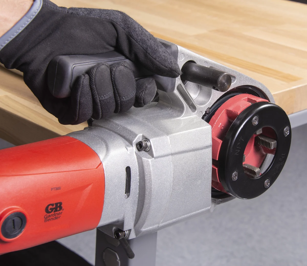 Gardner Bender PT200 Portable Electric Power Threader - Image 6