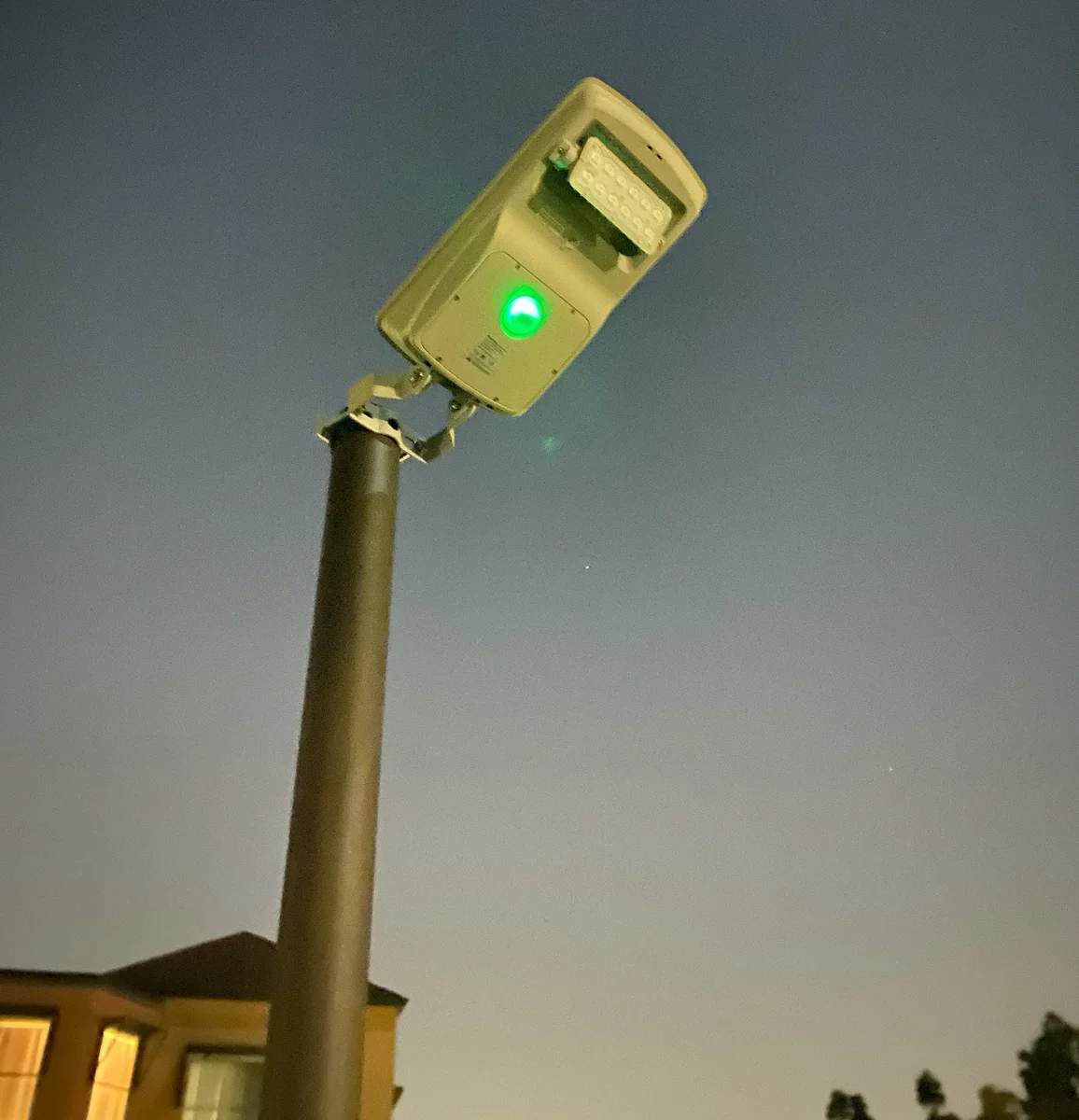 Off-Grid G2 LED Solar Area Light, 8W or 30W, 5000K - Image 3
