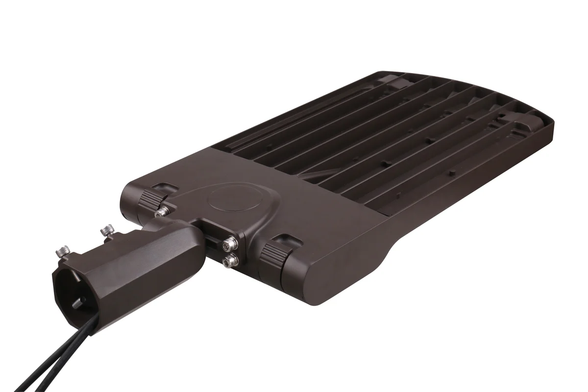 LED Area/Parking Lot Light, 45000 Lumen Max, Wattage and CCT Selectable, 120-277V - Image 4