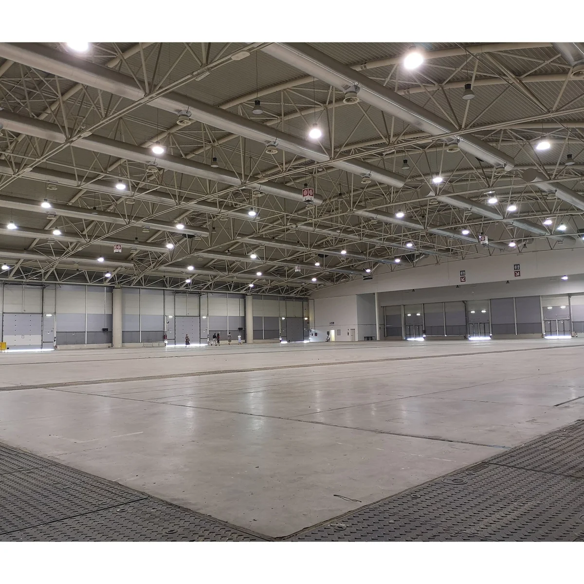 Westgate LED High Lumen UFO High Bay, 50W/80W/100W/150W, CCT Selectable 3000K/4000K/5000K/5700K, 480V - Image 4