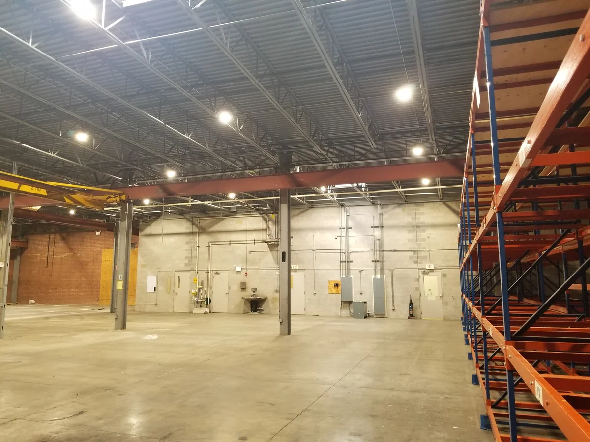 Aries G4 LED UFO High Bay, 24,000 Lumen Max, Wattage and CCT Selectable, White Finish, Comparable to 320-400 Watt HID Fixture, 120-277V - Image 7