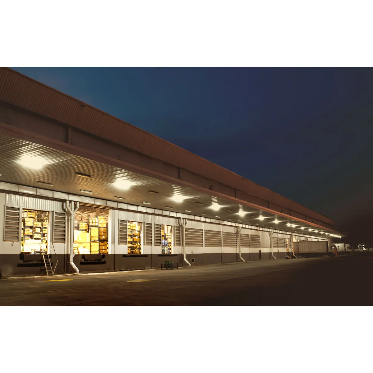 LED Canopy Light, 2800 Lumen Max, CCT and Wattage Selectable, 120-277V - Image 3