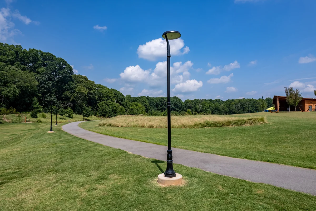 Commercial Grade Solar Pedestrian LED Post Light, 3700 Lumen Max, 6000K, w/ Motion Sensor and Timer - 3" Fitter - Image 7